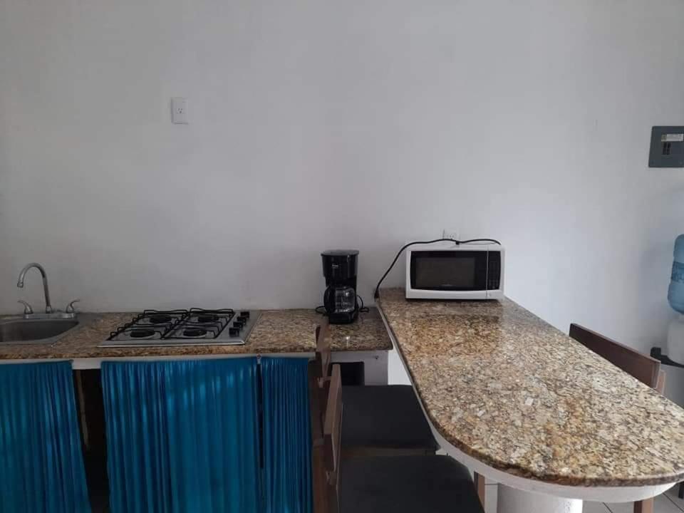 Hotel Y Bungalows Bugambilias 산 파트리시오 멜라케 외부 사진