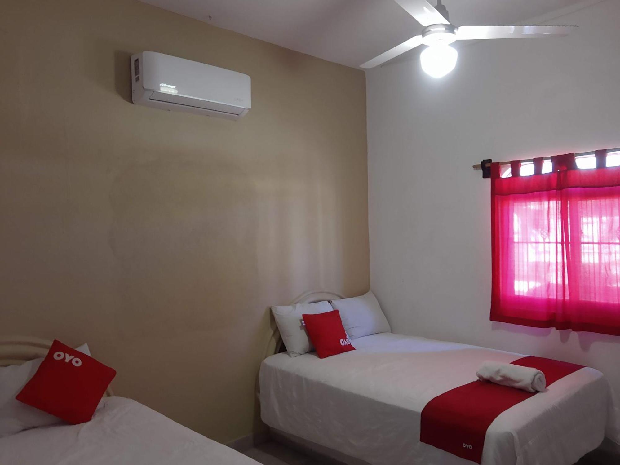 Hotel Y Bungalows Bugambilias 산 파트리시오 멜라케 외부 사진